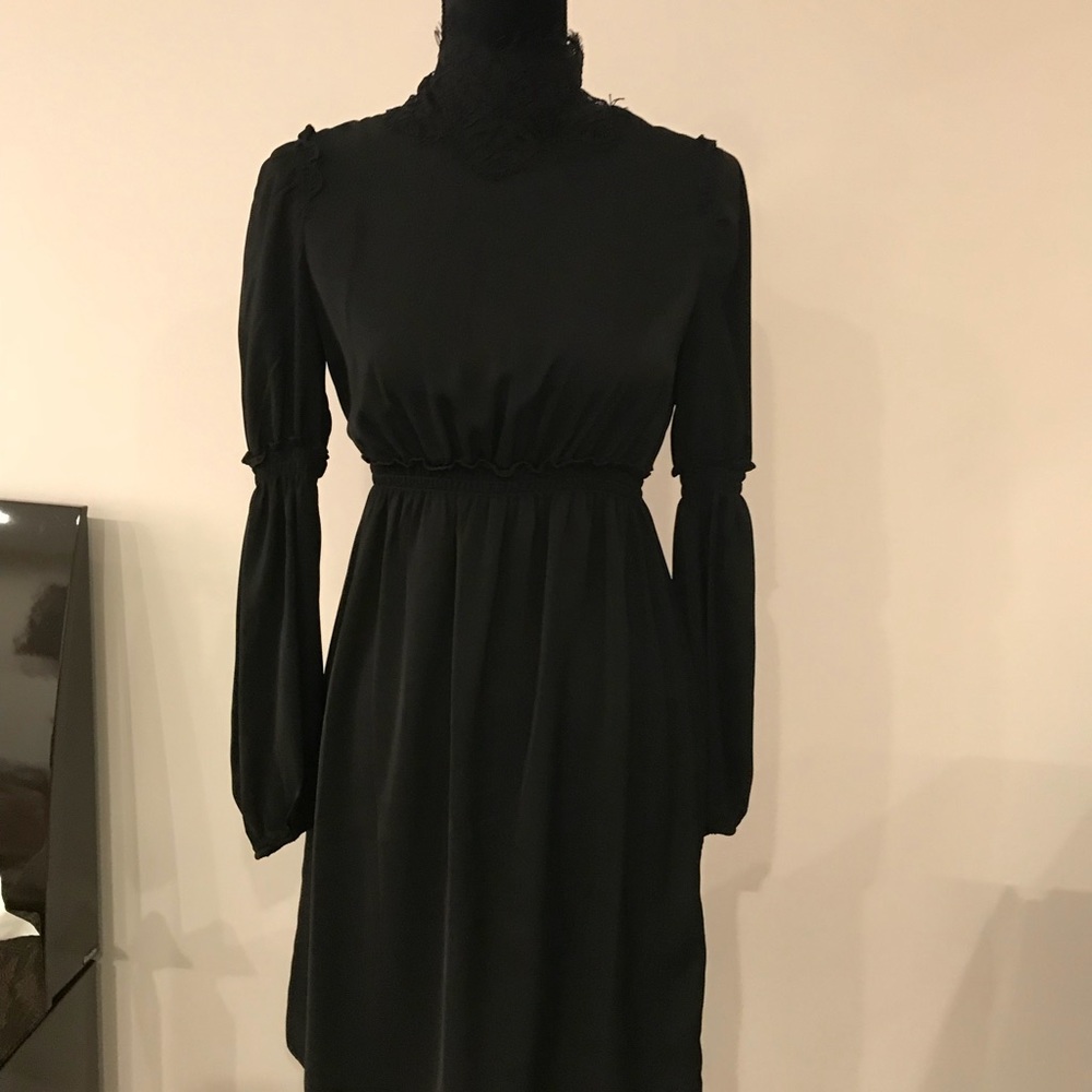 Gorgeous black dress